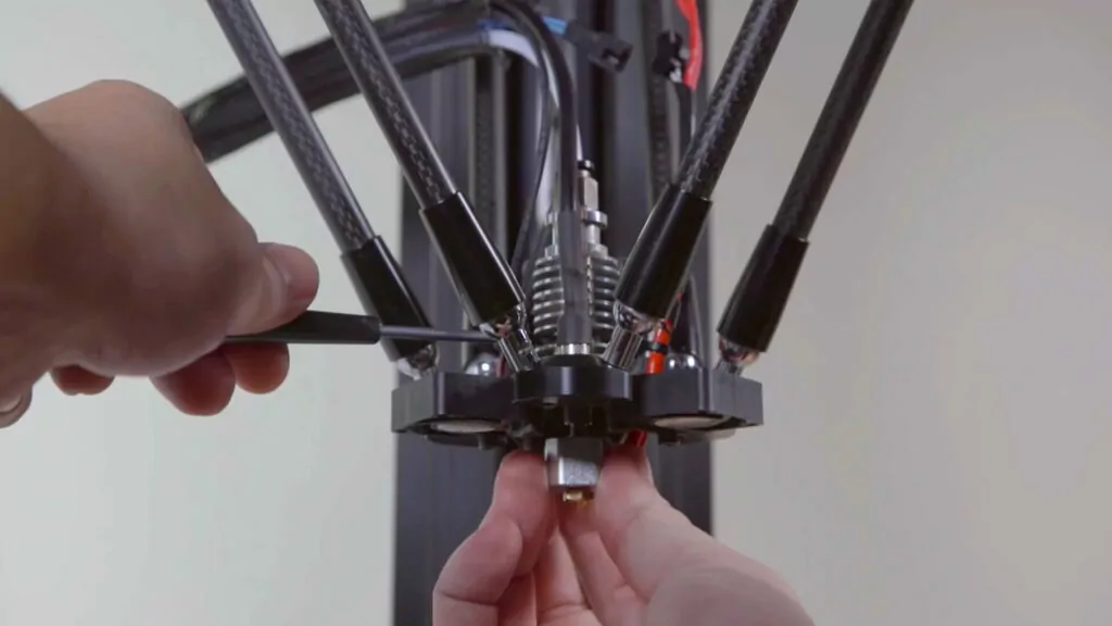 Simple and convenient DIY machine assembly